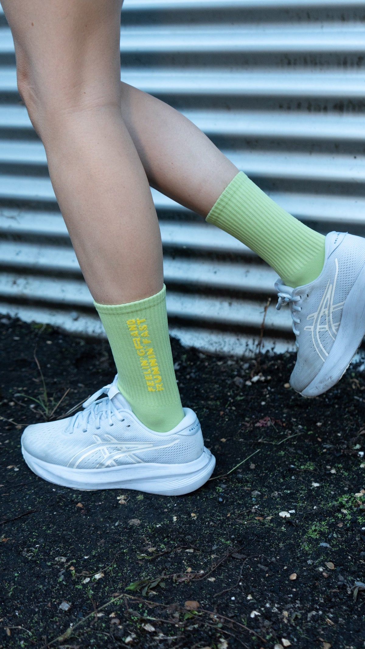 Calcetines Verdes | Feelin' Grand · Runnin' Fast