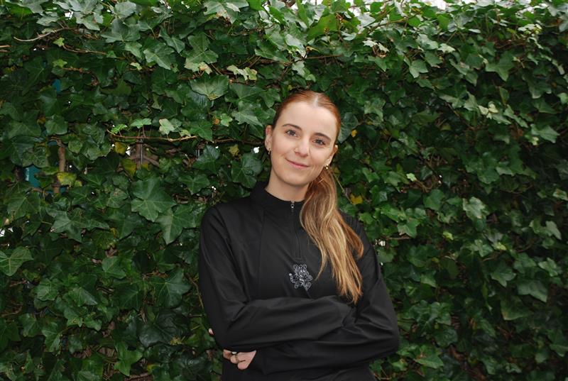 María